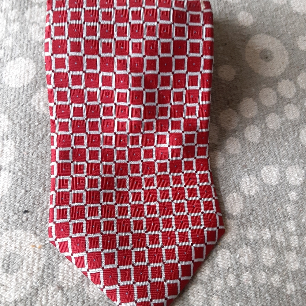 Men's tie